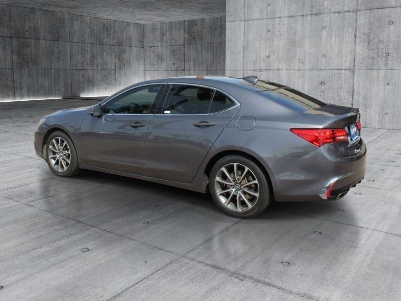 Used 2019 Modern Steel Metallic Acura 3.5L V6 image 3