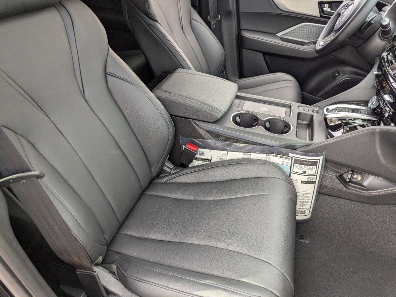 New 2026 Majestic Black Pearl Acura SH-AWD image 32