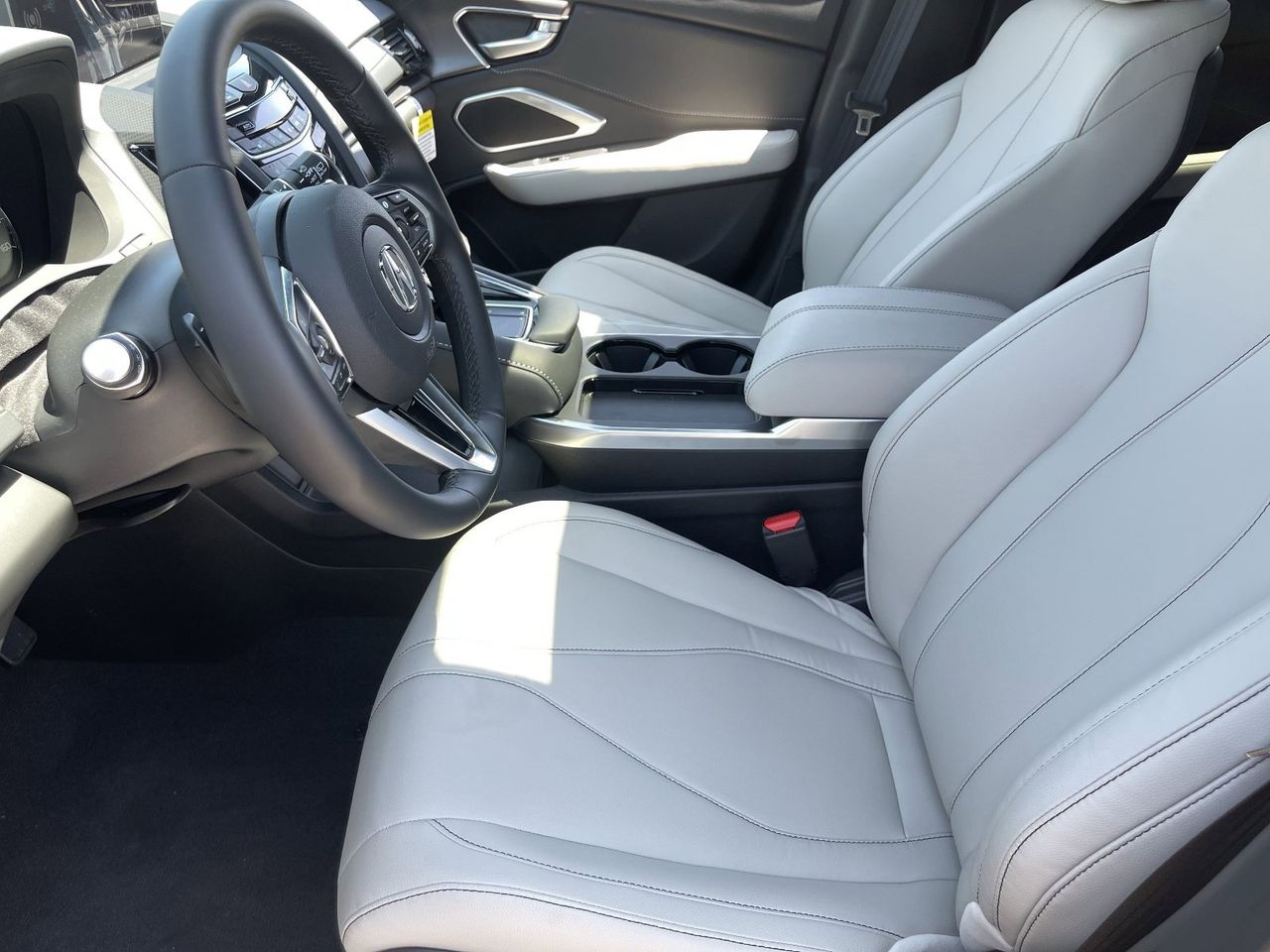New 2026 Platinum White Pearl Acura SH-AWD image 23