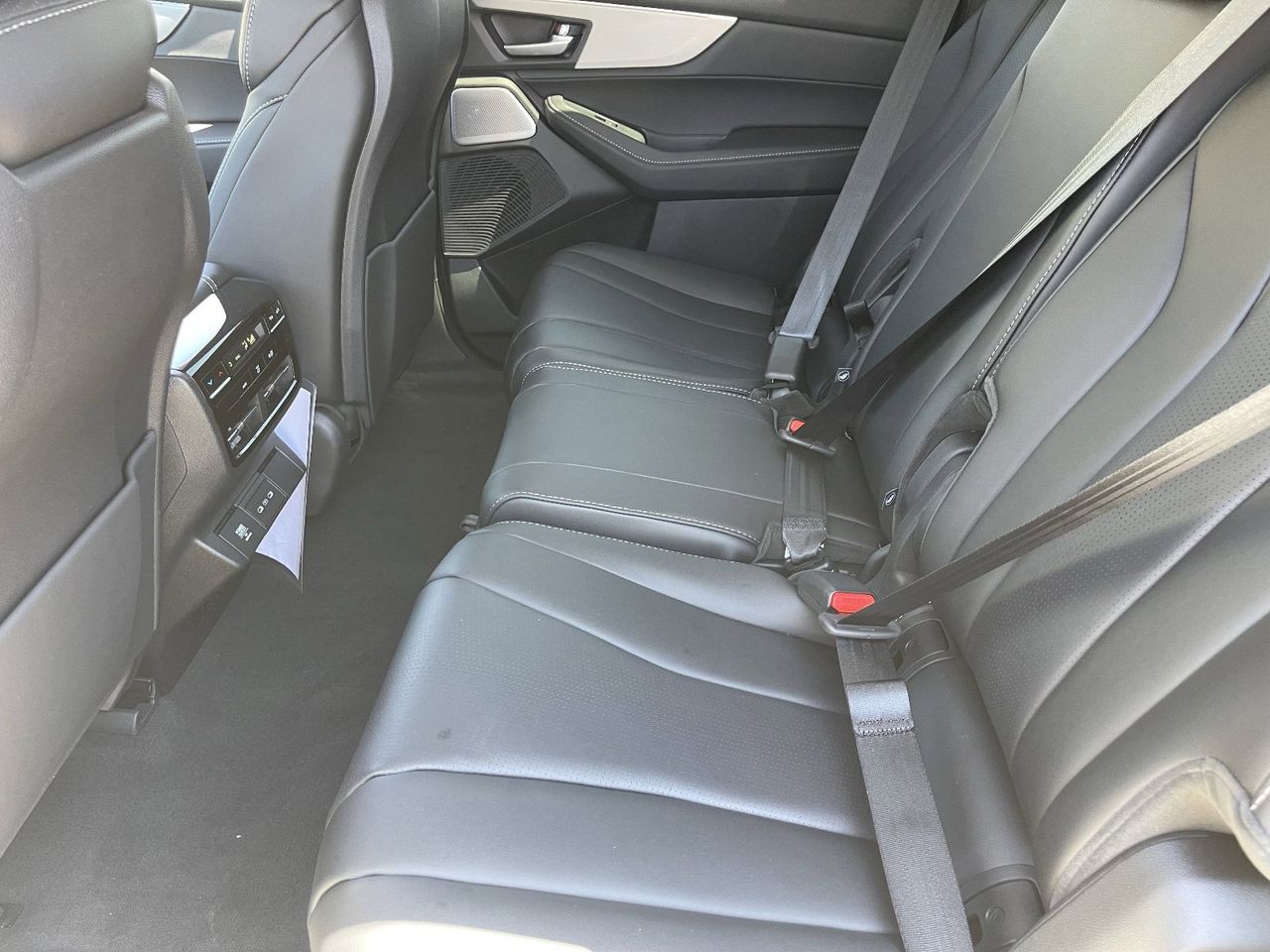 New 2026 Platinum White Pearl Acura FWD Technology Package image 19