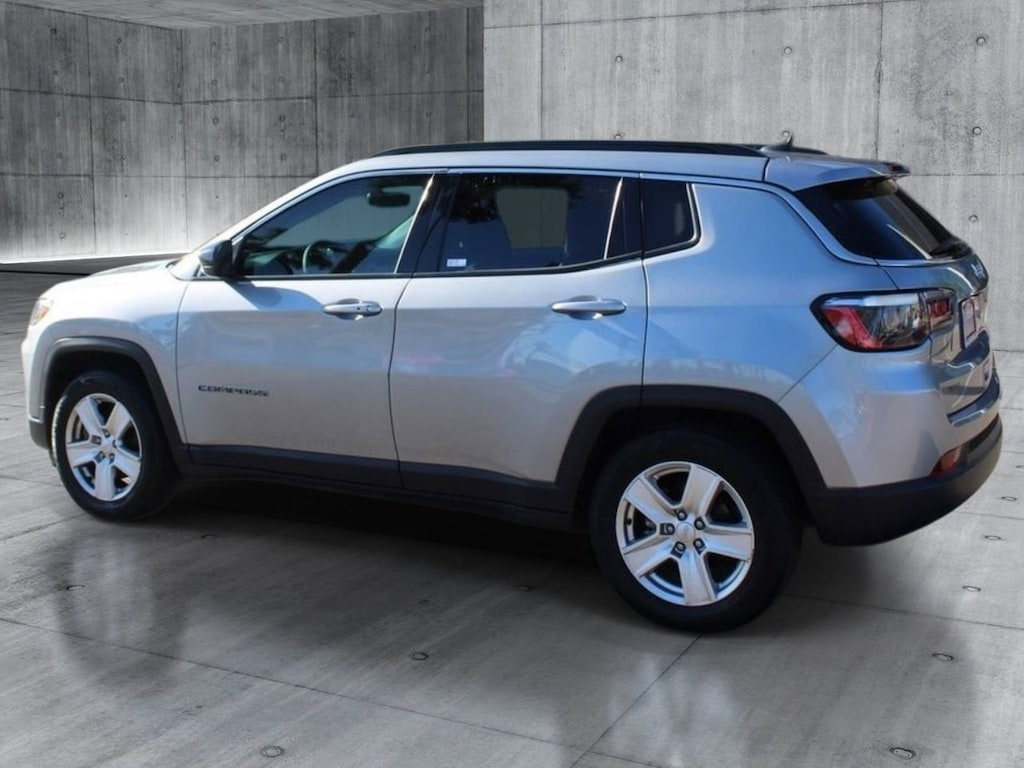 Used 2022 Jeep Compass Latitude SUV