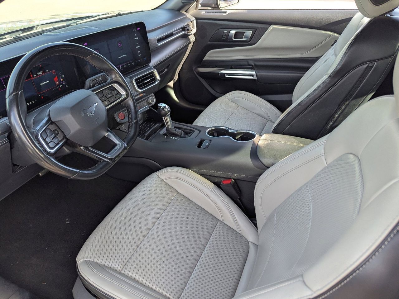 Used 2024 Gray Metallic Ford Ecoboost Premium image 25