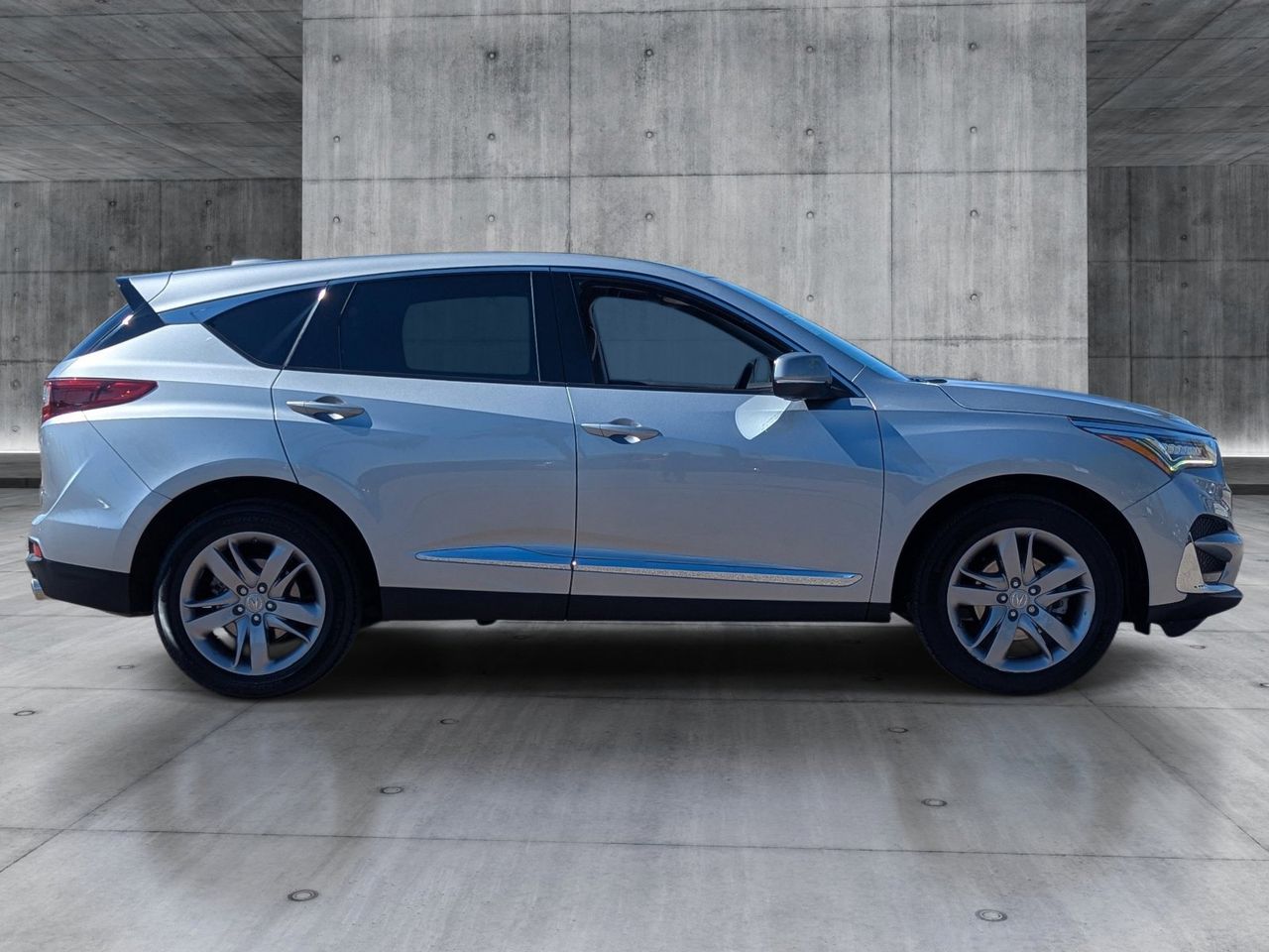 Used 2019 Lunar Silver Metallic Acura Advance Package image 6