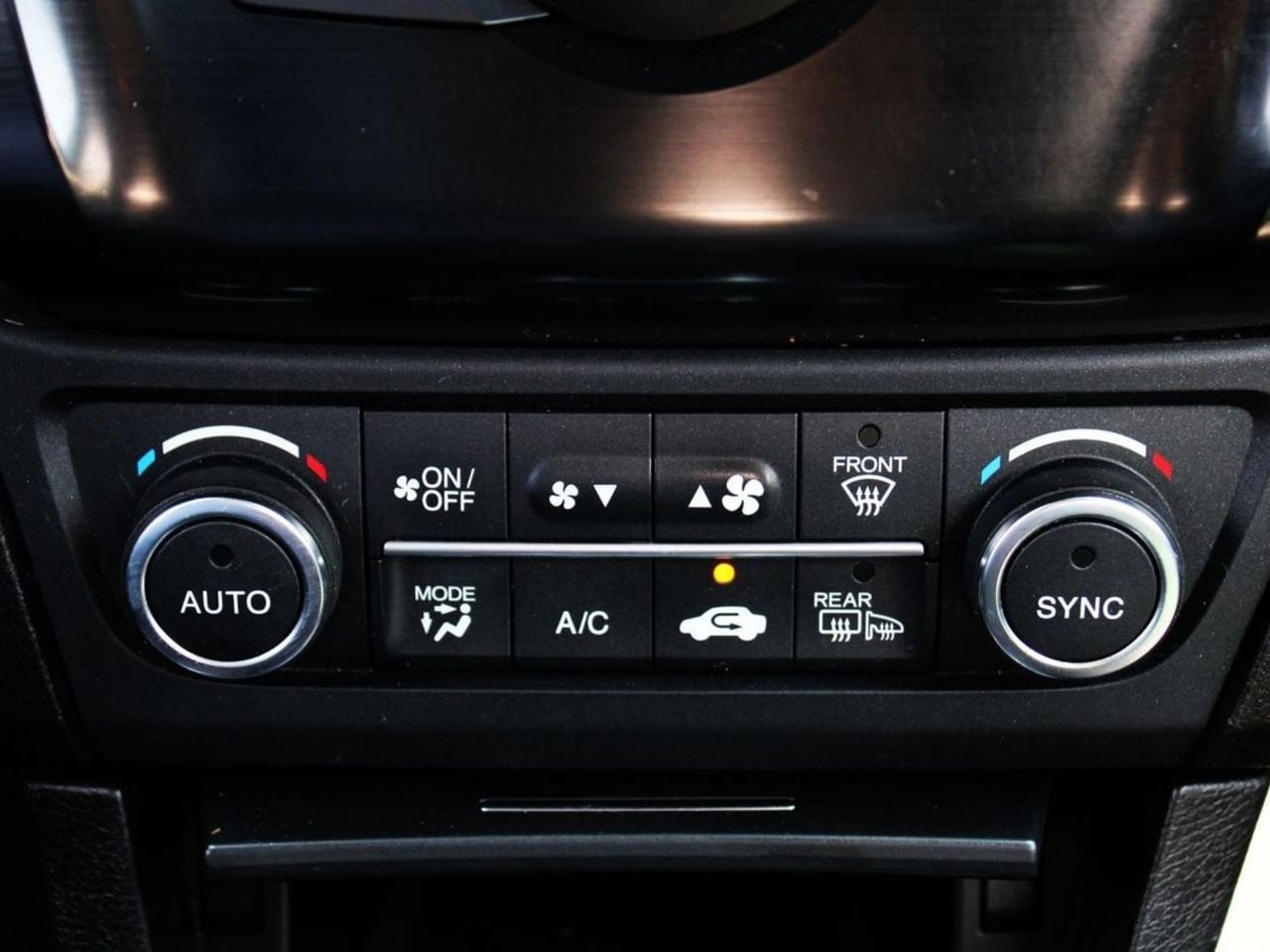 Used 2020 Modern Steel Metallic Acura Premium image 18