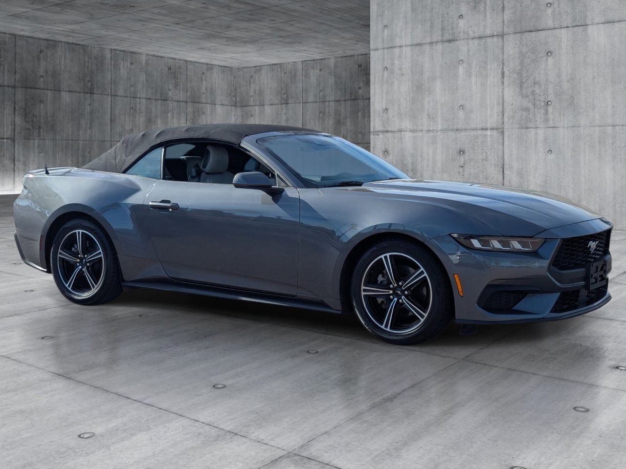 Used 2024 Gray Metallic Ford Ecoboost Premium image 8