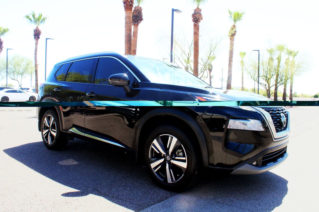 Used 2021 Super Black Nissan SL image 7