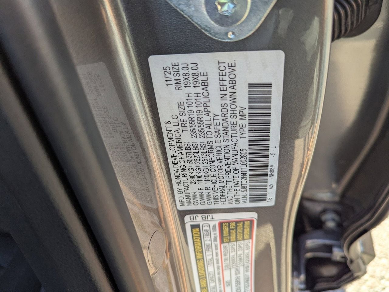 New 2026 Platinum White Pearl Acura SH-AWD image 34