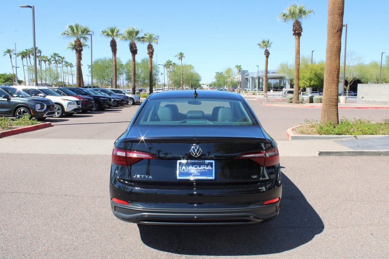 2024 Volkswagen Jetta 1.5T SE photo 3