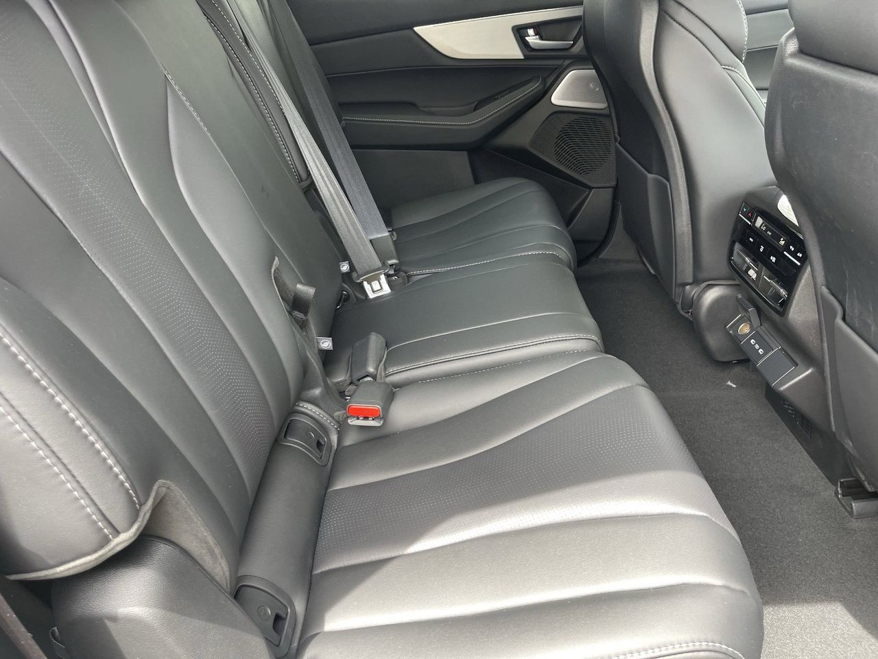 New 2026 Platinum White Pearl Acura SH-AWD Technology Package image 15