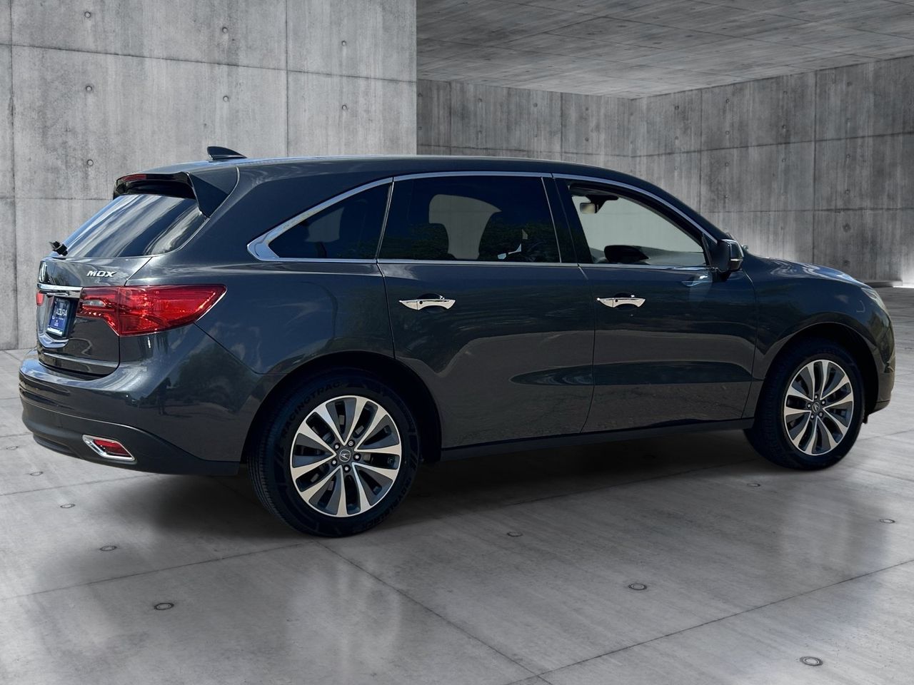 Used 2016 Graphite Luster Metallic Acura 3.5L w/Technology Package image 6