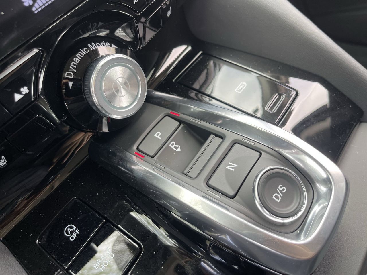 New 2026 Platinum White Pearl Acura SH-AWD Technology Package image 29