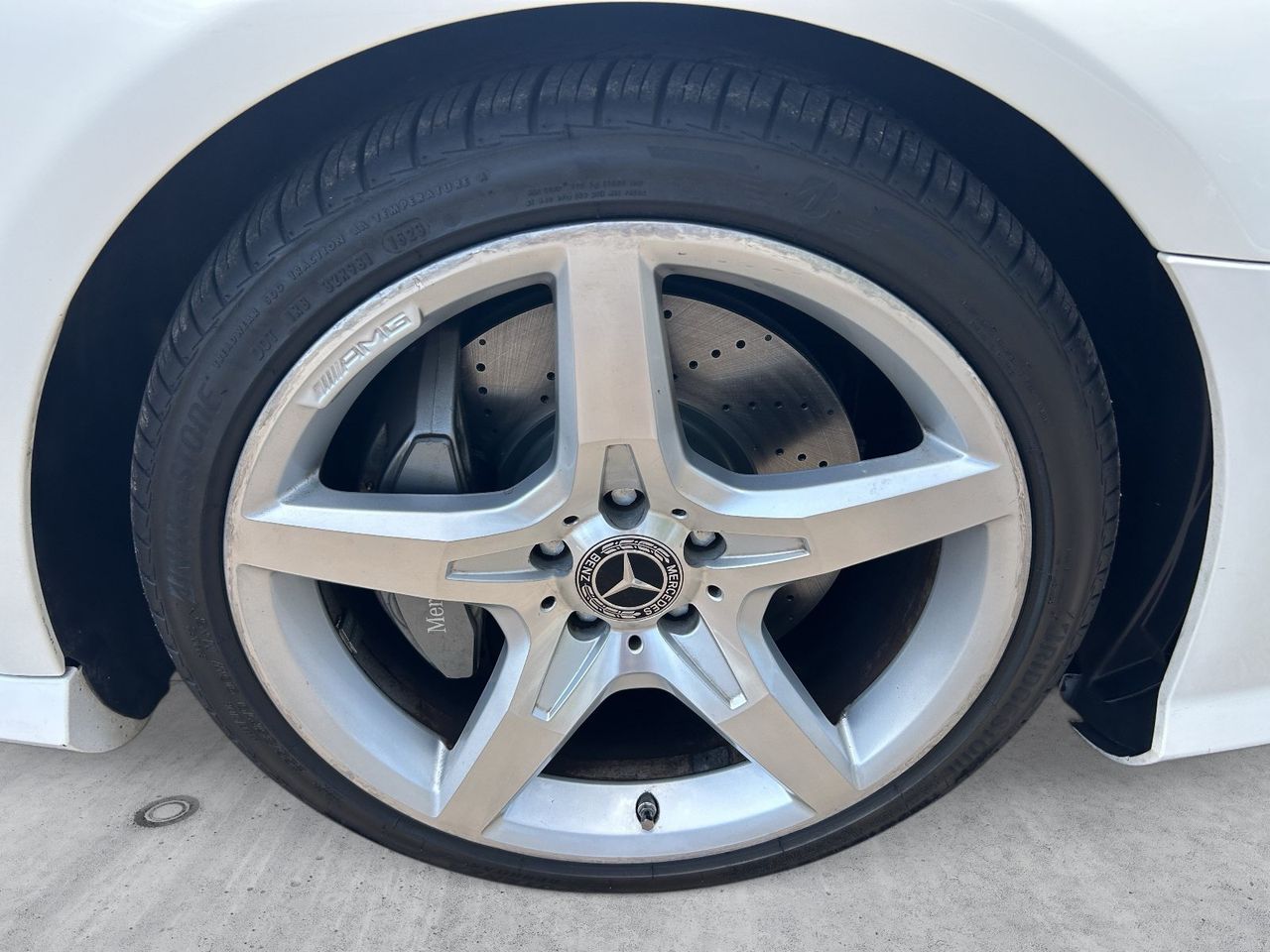 Used 2014 Diamond White Metallic Mercedes-Benz SL 550 image 10