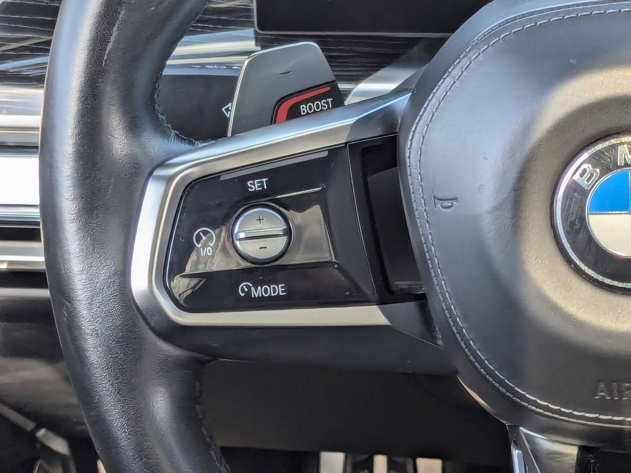 Used 2024 Black Sapphire Metallic BMW 740i image 23