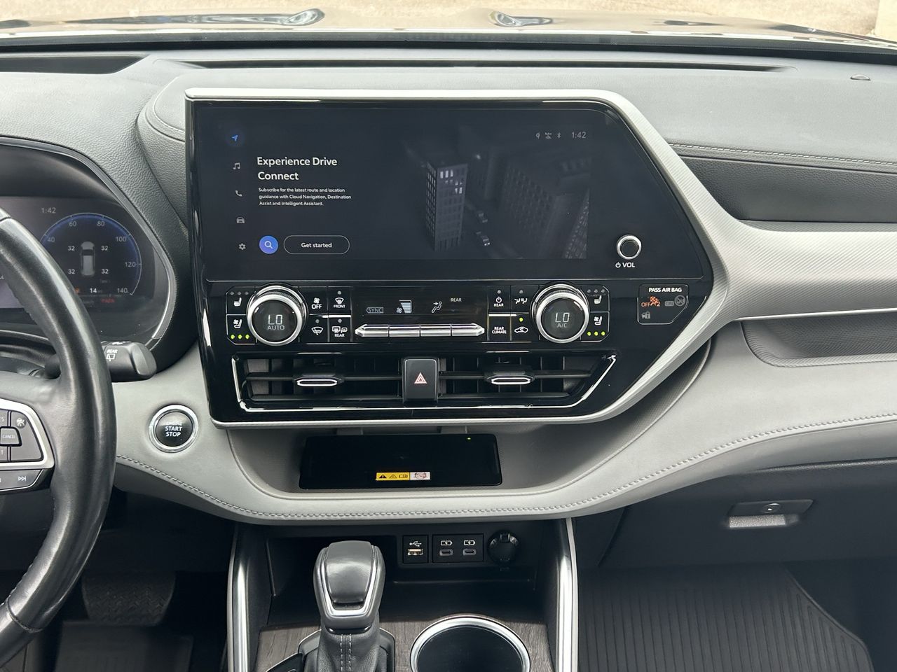 Used 2023 Magnetic Gray Metallic Toyota Platinum image 22
