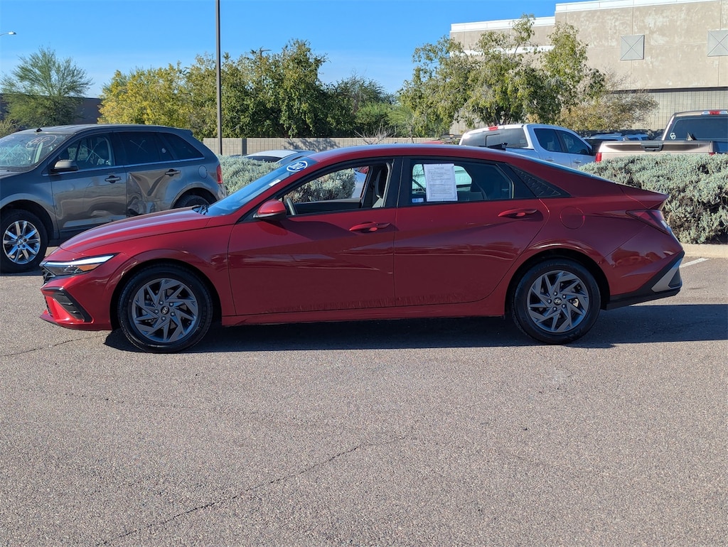 Used 2024 Hyundai Elantra SEL Sedan
