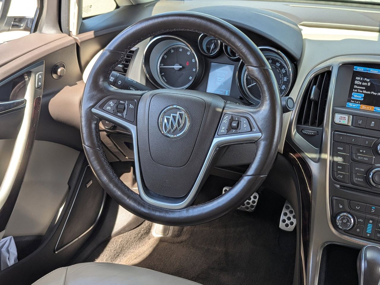 Used 2014 White Diamond Tricoat Buick Premium Group image 16