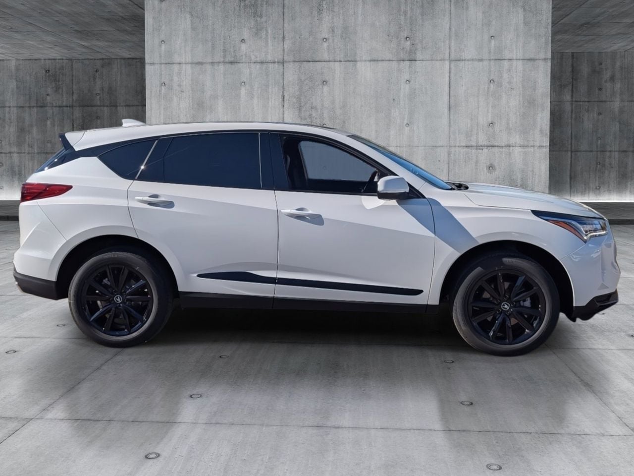 New 2026 Platinum White Pearl Acura SH-AWD image 7