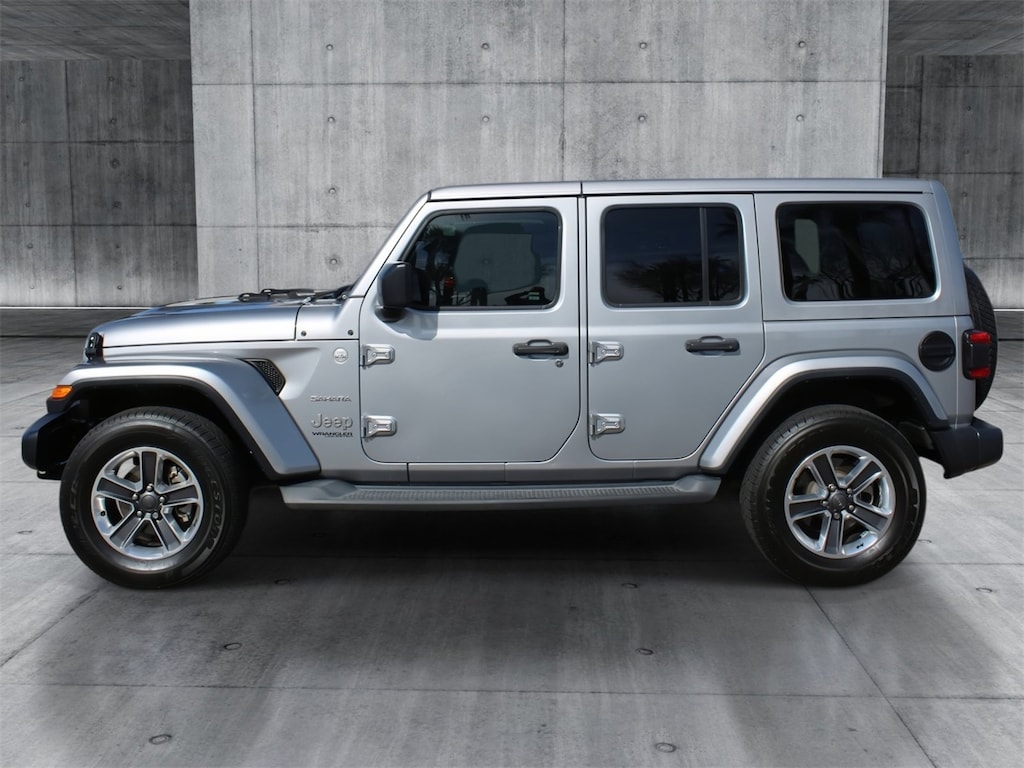 Used 2018 Jeep Wrangler Unlimited Sahara SUV
