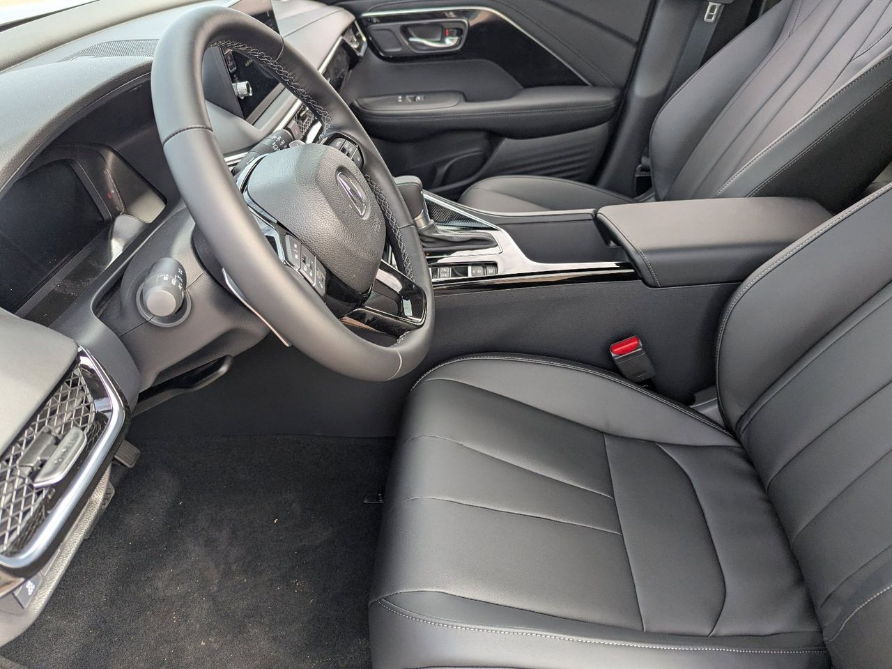 New 2026 Solar Silver Metallic Acura Base image 30