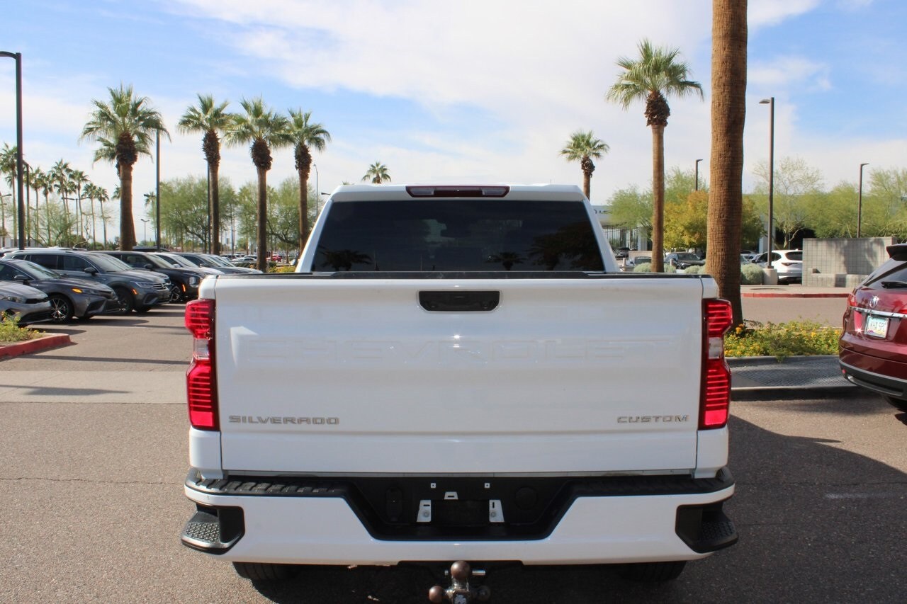 2024 Chevrolet Silverado 1500 Custom photo 4