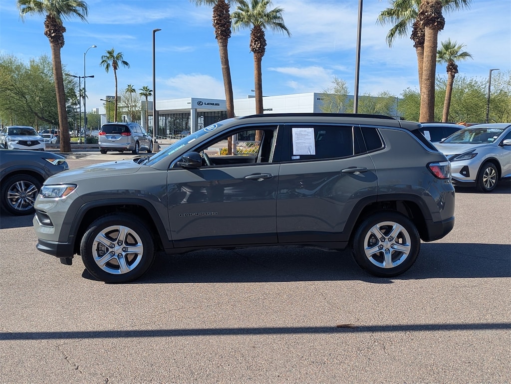 Used 2024 Jeep Compass Latitude SUV