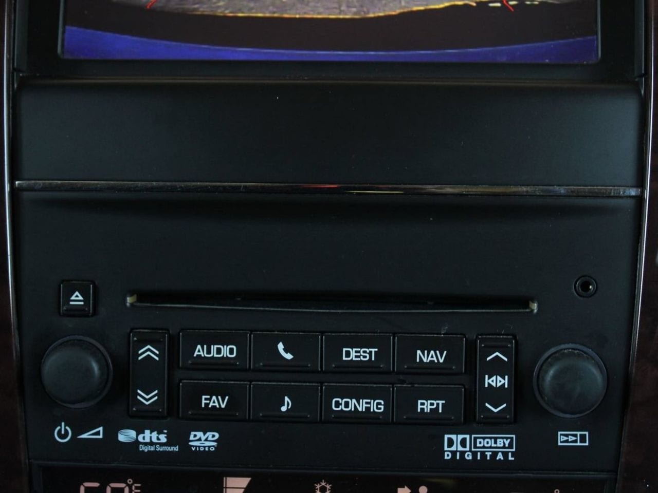 Used 2013 White Diamond Tricoat CADILLAC Premium image 18