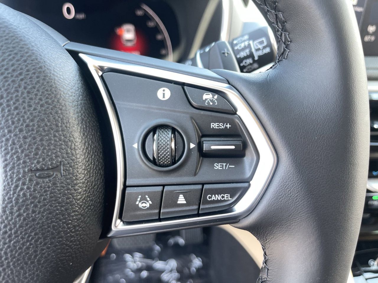 New 2026 Platinum White Pearl Acura FWD image 32