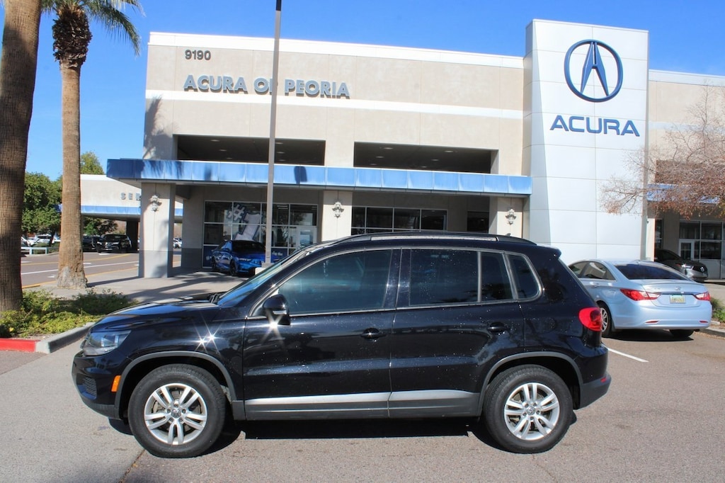 Used 2017 Volkswagen Tiguan 2.0T S SUV