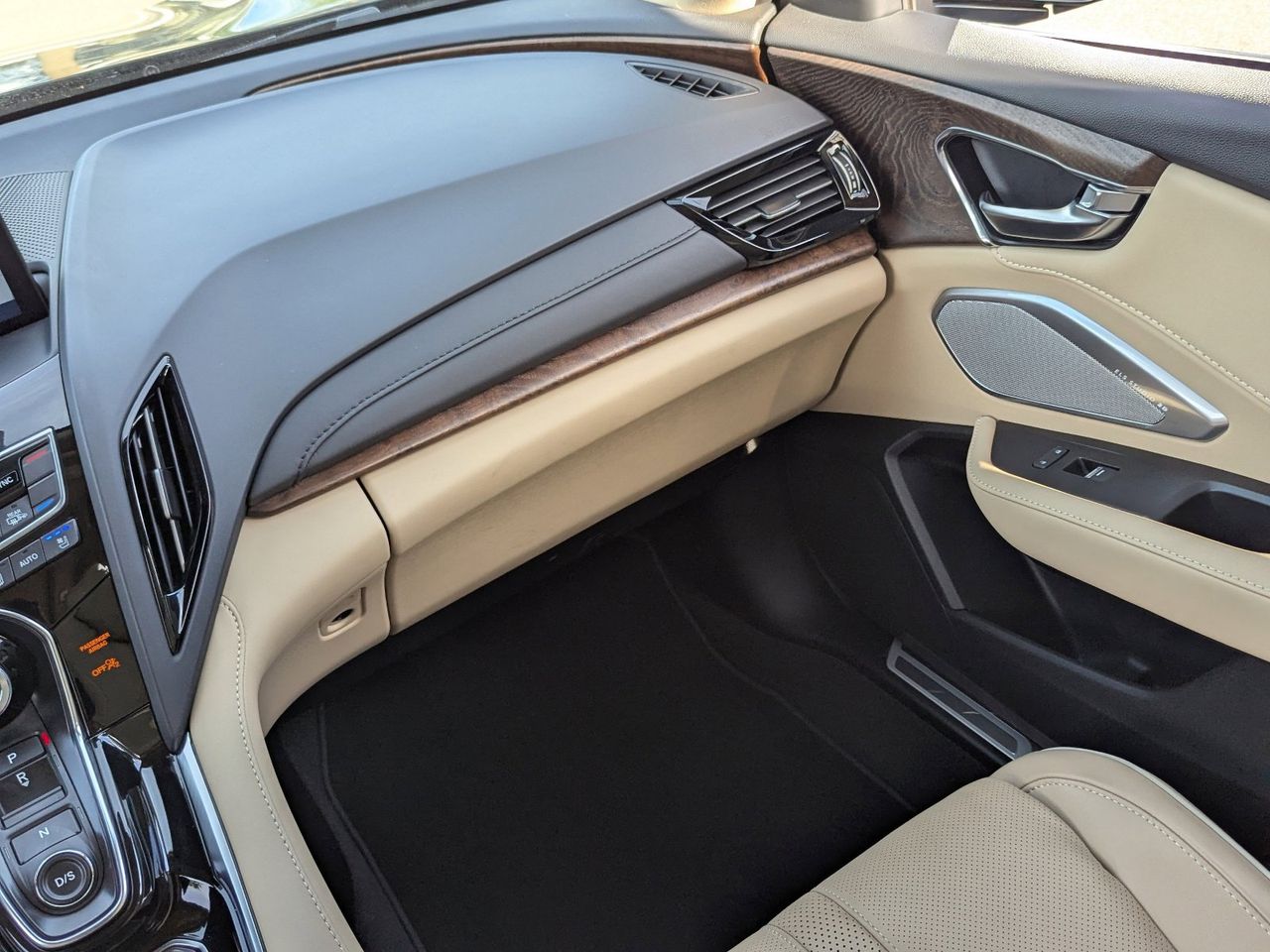 Certified Used 2024 Majestic Black Pearl Acura Advance Package SH-AWD image 20