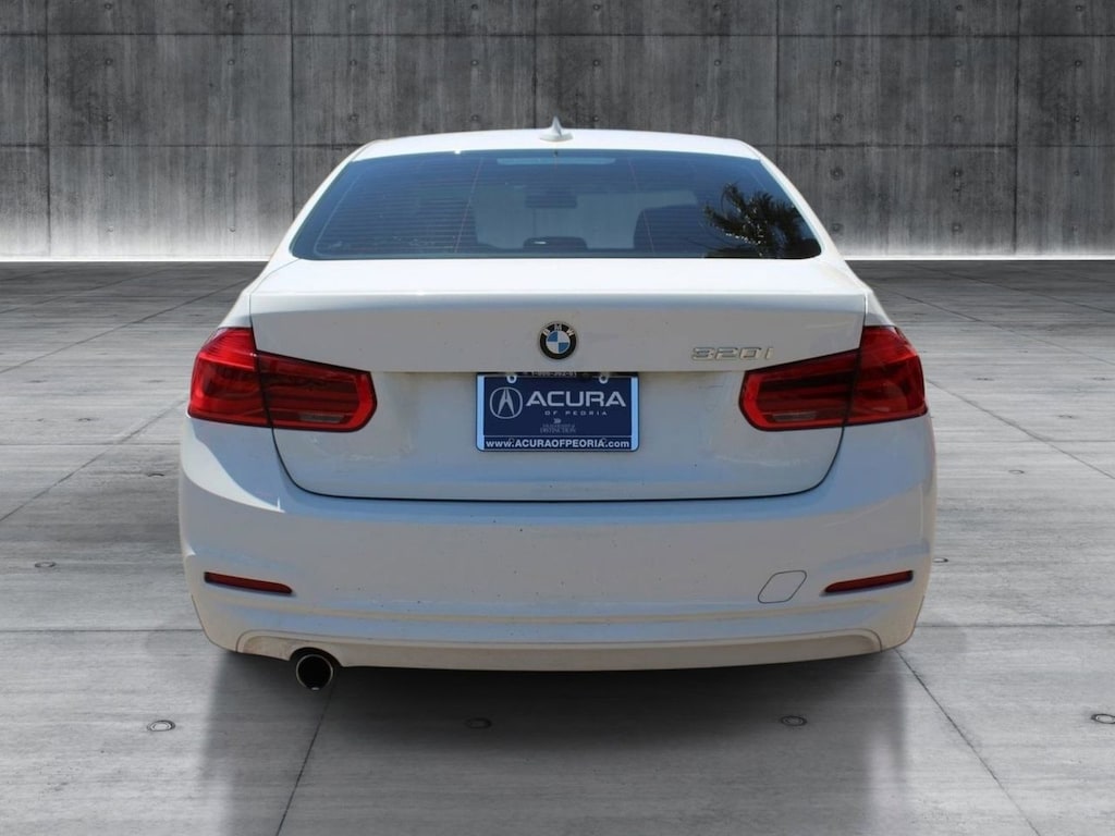 Used 2018 BMW 320i 320i Sedan