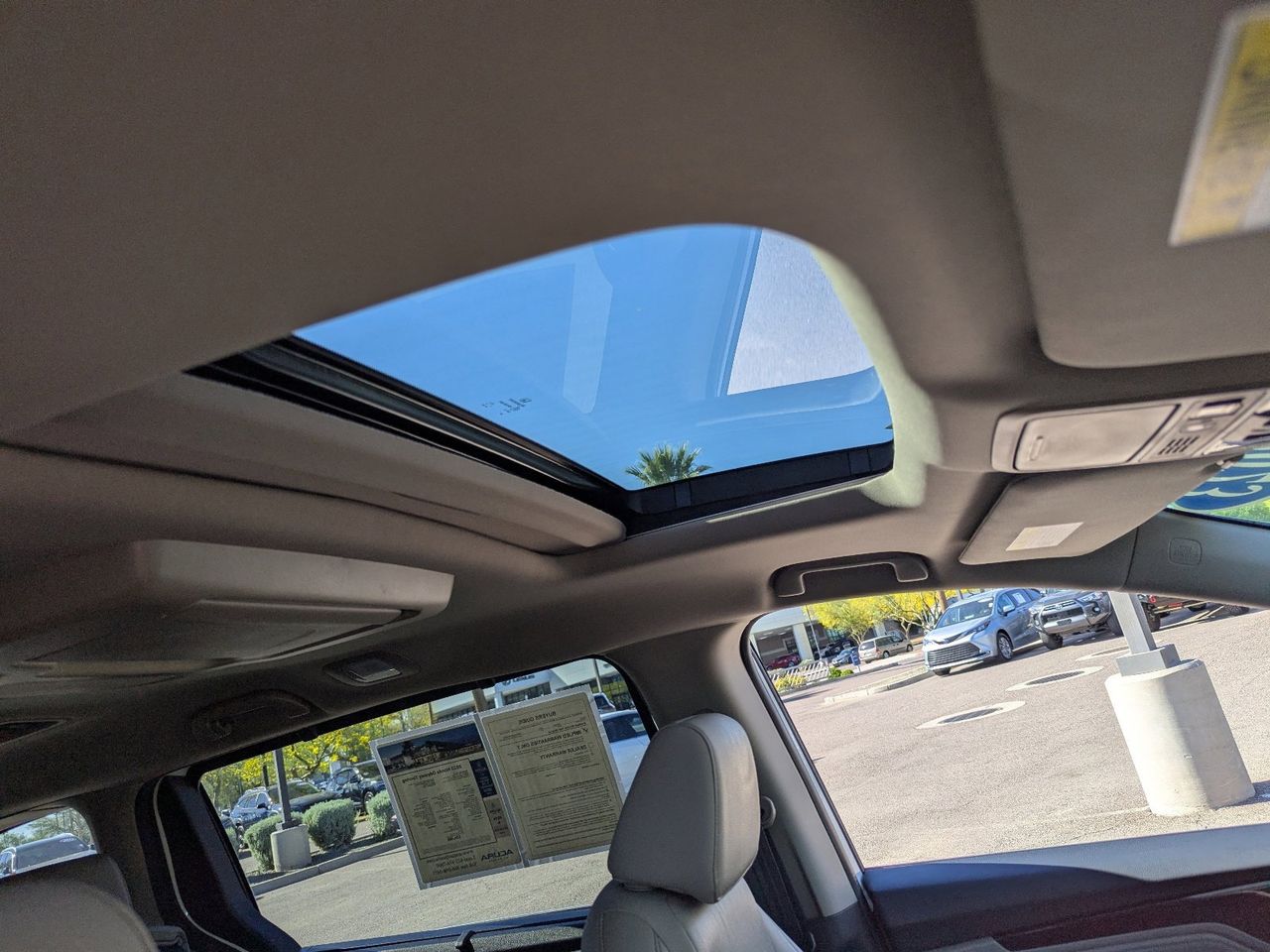 Used 2023 Platinum White Pearl Honda Touring image 11