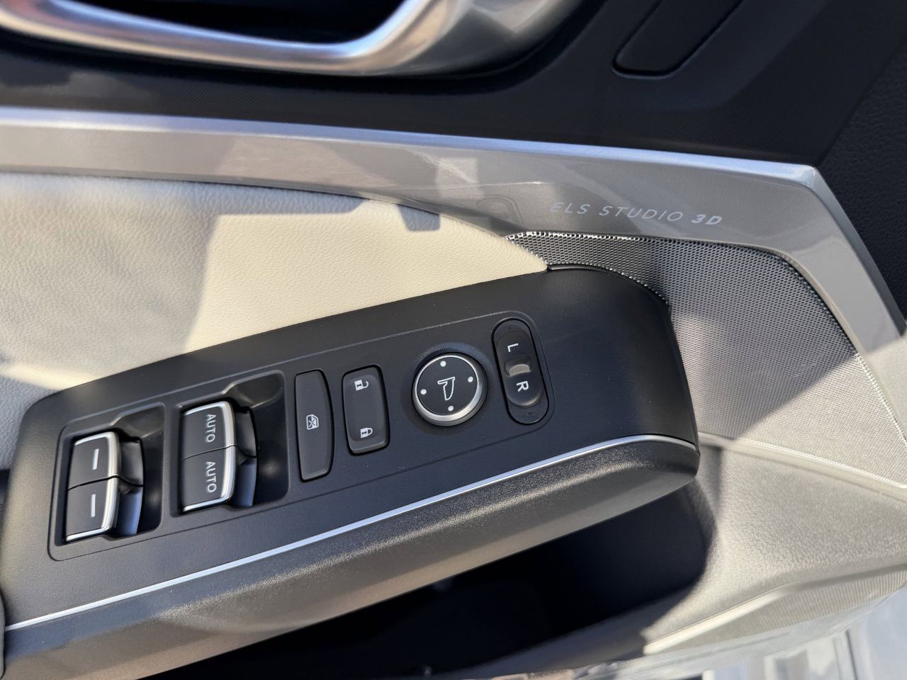 New 2026 Platinum White Pearl Acura Type S image 29