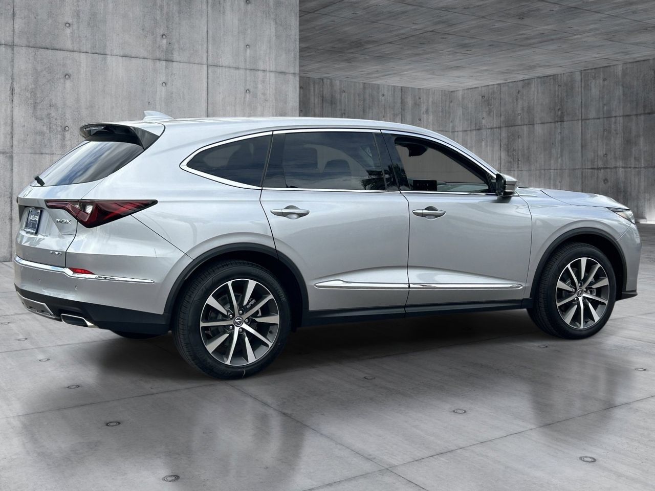 New 2026 Solar Silver Metallic Acura SH-AWD Technology Package image 6