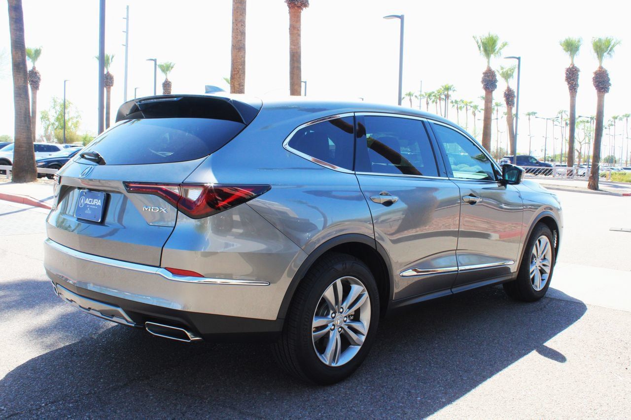 Certified Used 2026 Liquid Carbon Metallic Acura Premium image 5