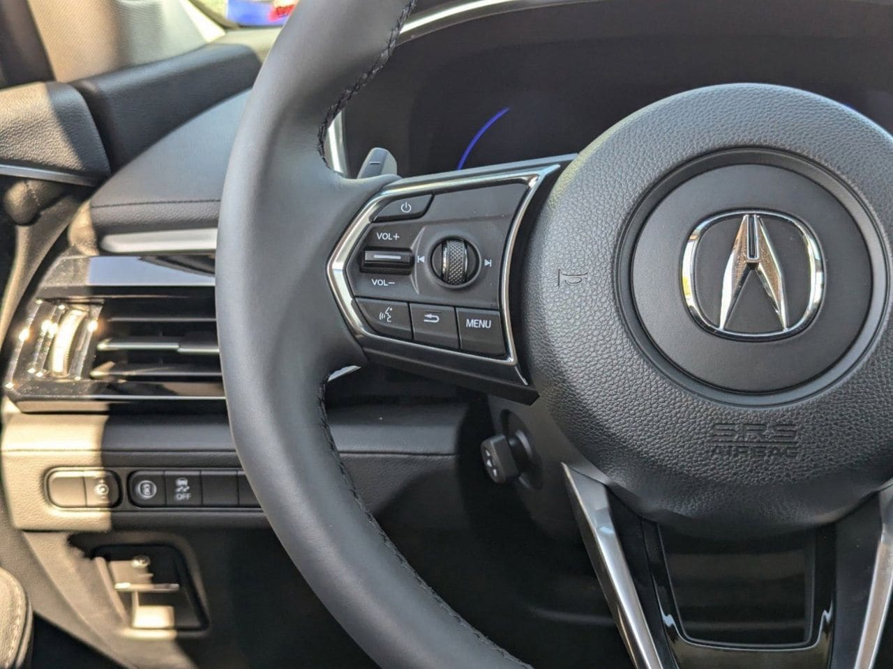 New 2026 Platinum White Pearl Acura SH-AWD image 30