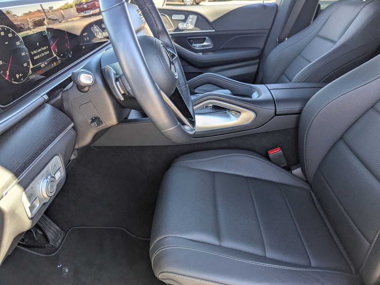 Used 2025 Selenite Gray Metallic Mercedes-Benz GLE 350 4matic® image 28