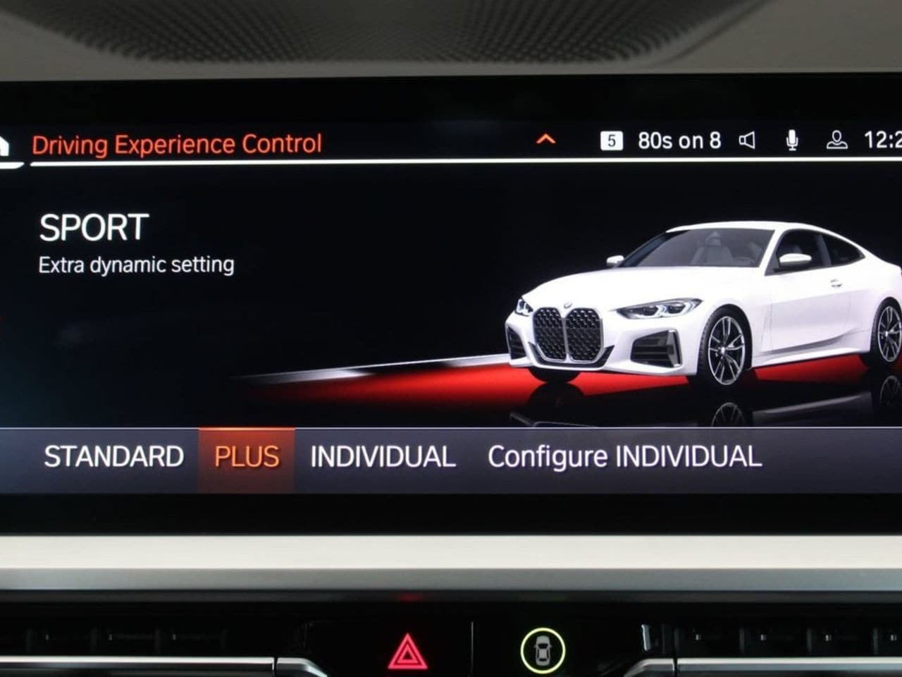 Used 2023 Alpine White BMW M440i image 25