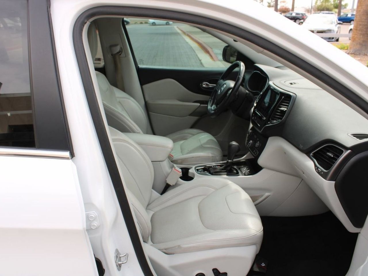 Used 2020 Bright White Clearcoat Jeep Limited image 13