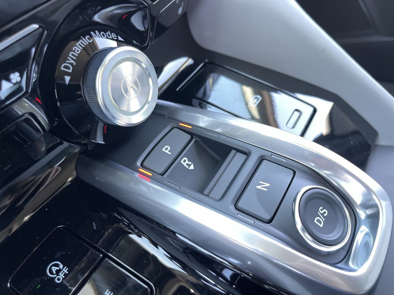 New 2026 Solar Silver Metallic Acura FWD Technology Package image 29