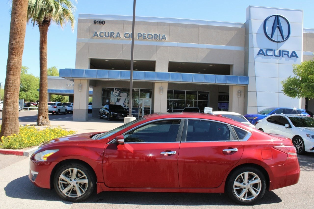 Used 2013 Nissan Altima Sedan SV with VIN 1N4AL3AP1DN480251 for sale in Peoria, AZ