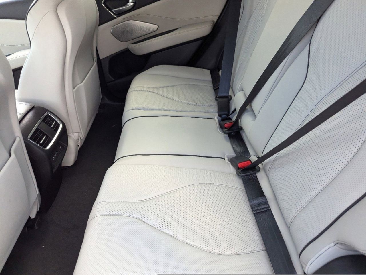 New 2026 Platinum White Pearl Acura Advance Package image 26