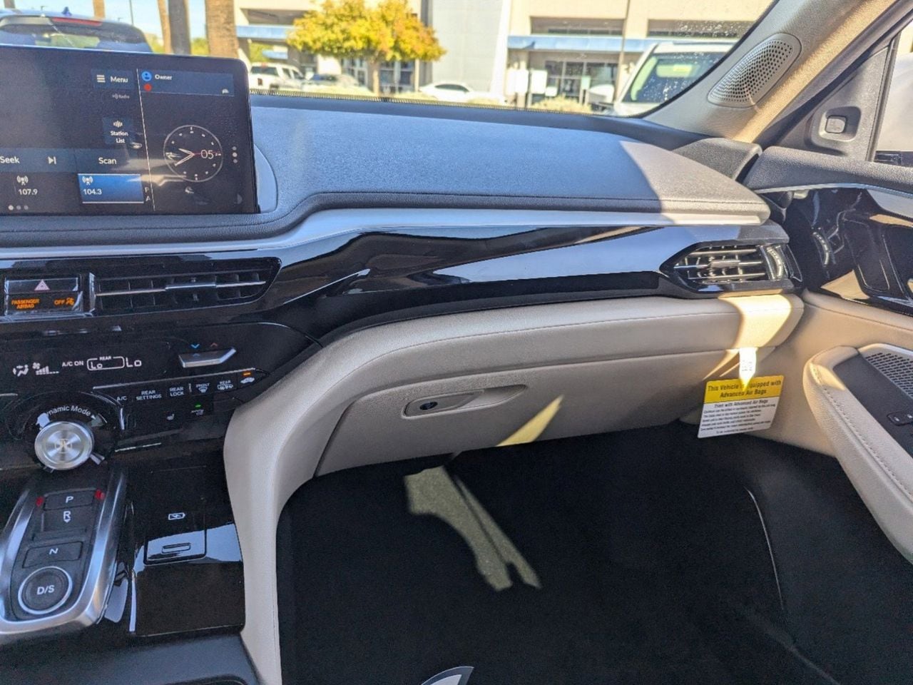 New 2026 Platinum White Pearl Acura SH-AWD image 29