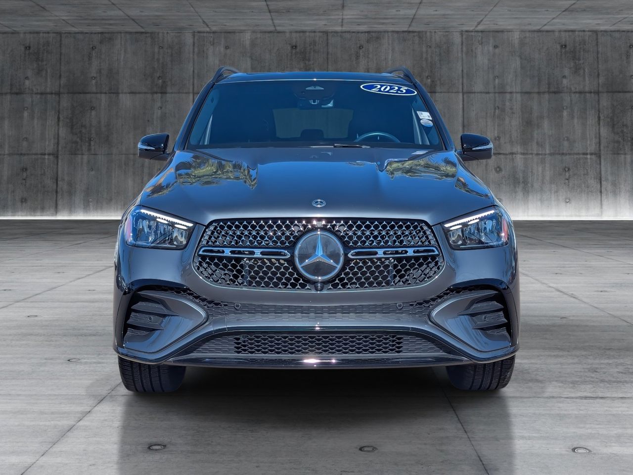 Used 2025 Selenite Gray Metallic Mercedes-Benz GLE 350 4matic® image 8