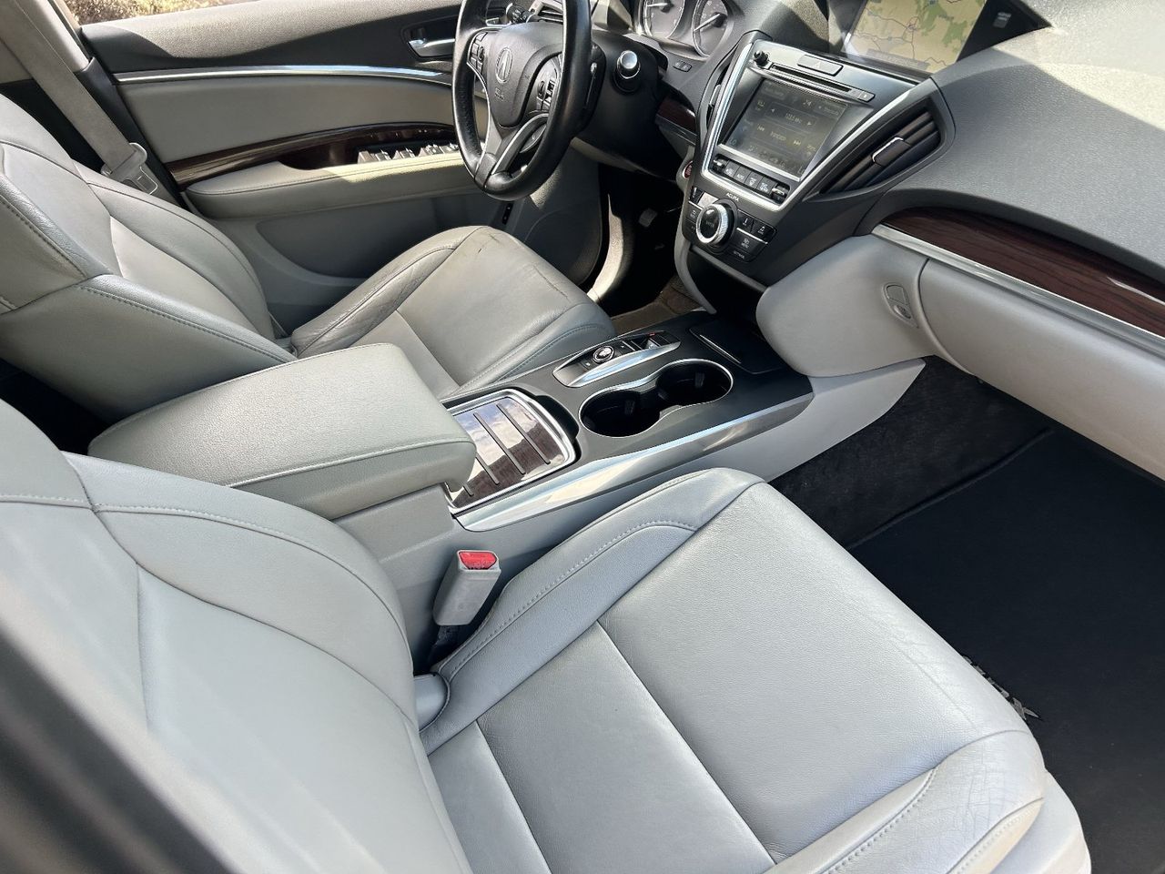 Used 2016 Graphite Luster Metallic Acura 3.5L w/Technology Package image 15