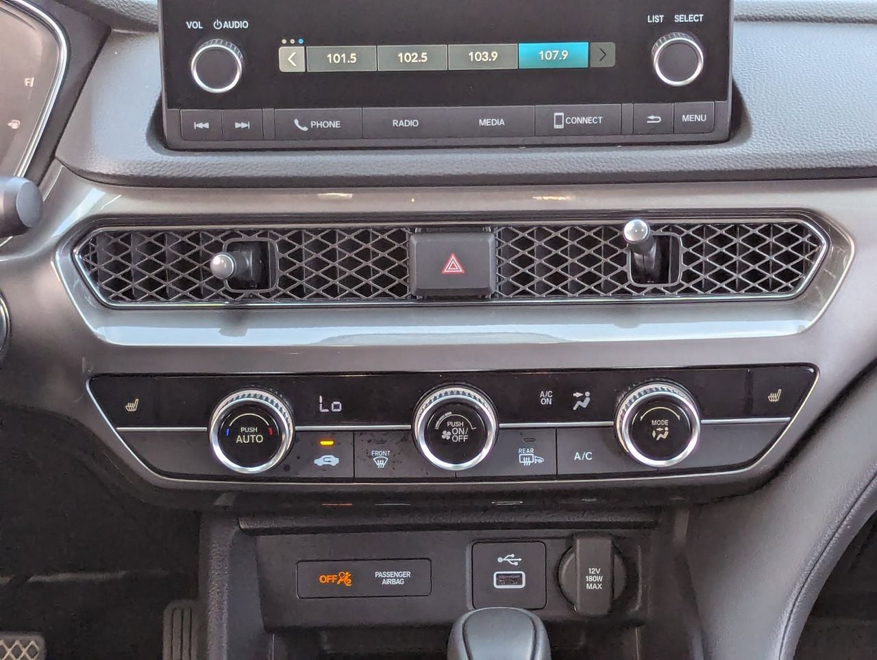 Certified Used 2025 Platinum White Pearl Acura Premium image 21