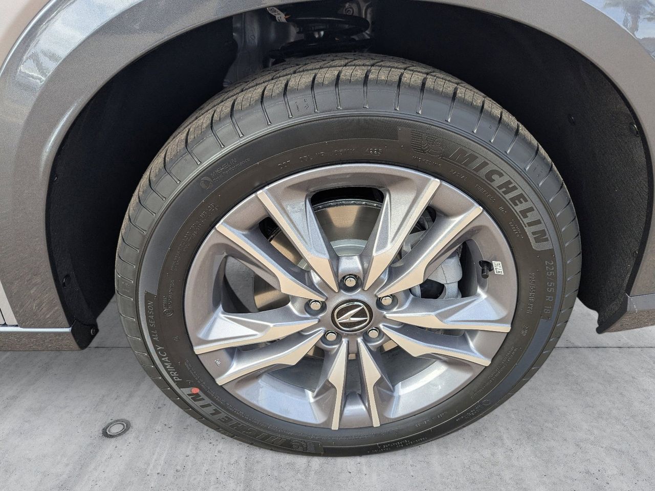 New 2026 Solar Silver Metallic Acura Base image 11