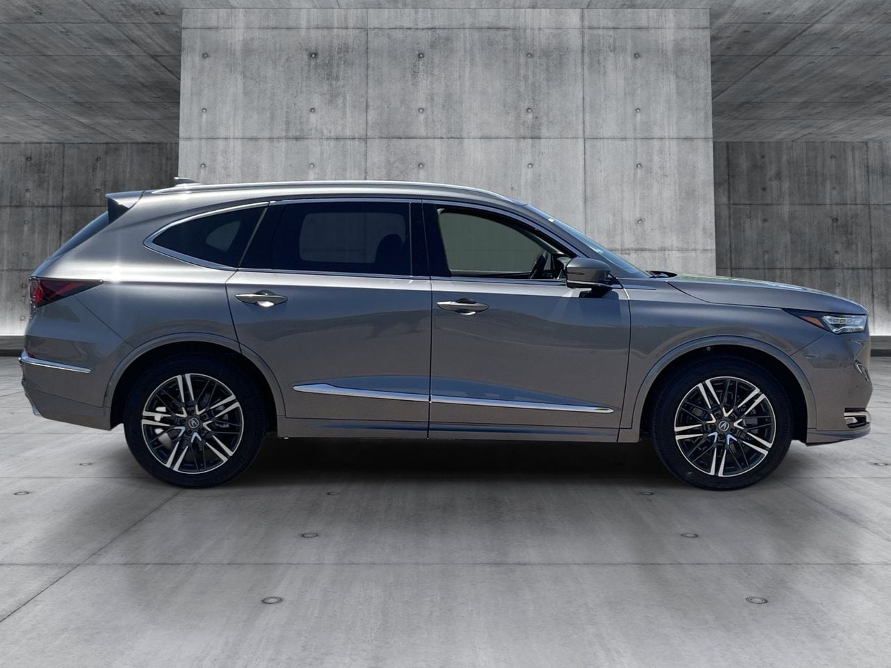 New 2026 Liquid Carbon Metallic Acura SH-AWD Advance Package image 7