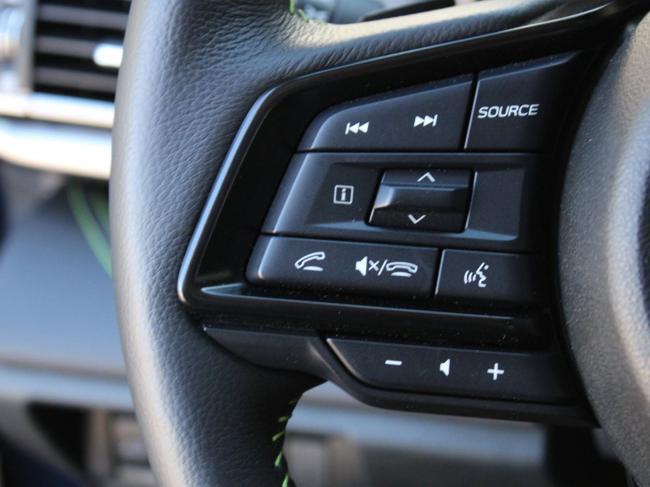 Used 2025 Cosmic Blue Pearl Subaru Onyx Edition image 30