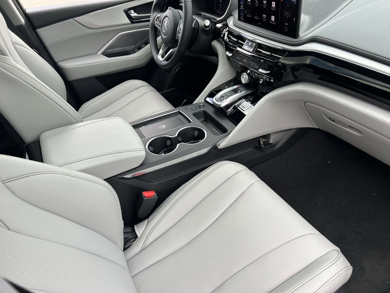 New 2026 Solar Silver Metallic Acura SH-AWD Technology Package image 13