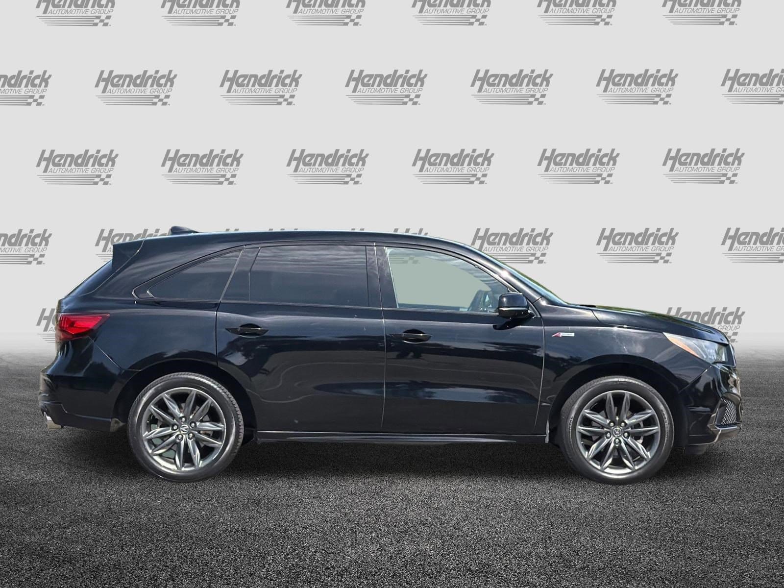 2019 Acura MDX photo 2